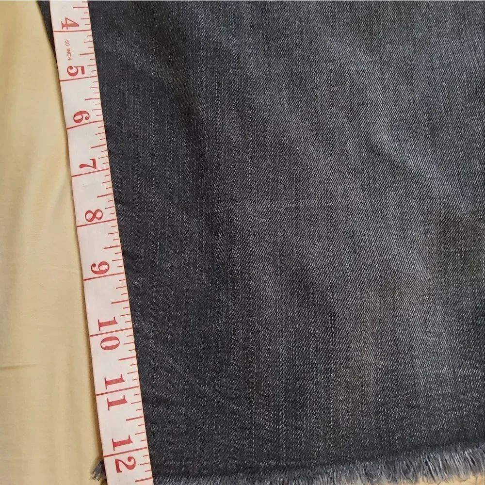 True Religion Men's Ricky Relaxed Straight Shorts Size 36